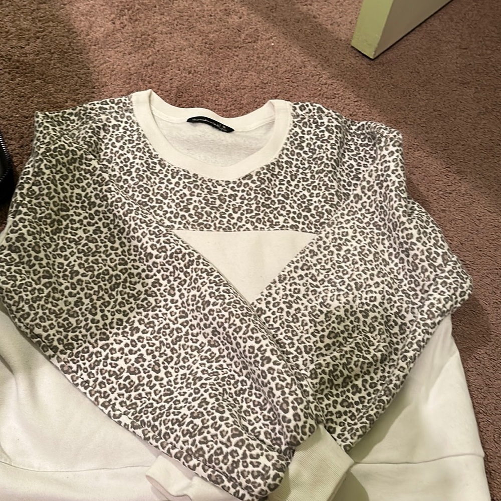 Abercrombie Cheetah print sweater